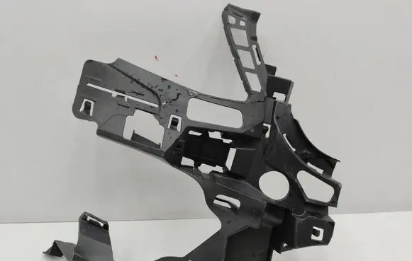 Mercedes-Benz S W222 Front bumper mounting bracket A2228856700