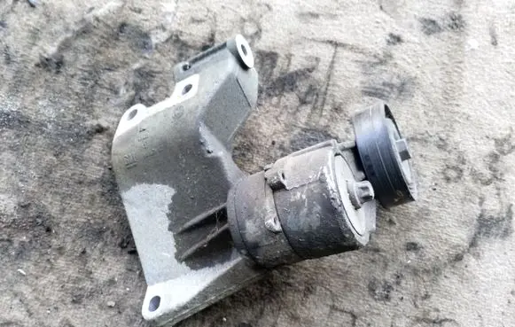Opel Astra G Generator/alternator belt tensioner 