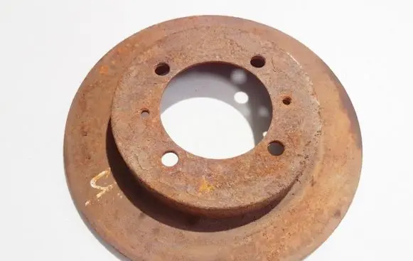 Volvo S40, V40 Rear brake disc neventiliuojamas
