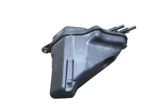 Vacuum air tank