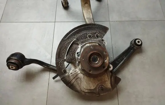 BMW X5 F15 Front wheel hub 6773783