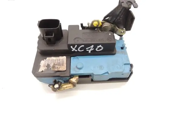 Volvo XC70 Front door lock DXC70