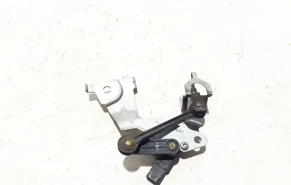 Mercedes-Benz GLE W167 Air suspension front height level sensor A1673205605