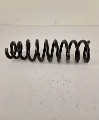 Volkswagen Touareg I Front coil spring 