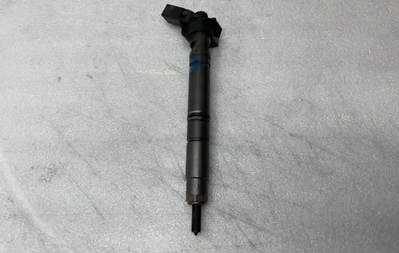 Volkswagen Touareg III Fuel injector 059130277 059130277EP