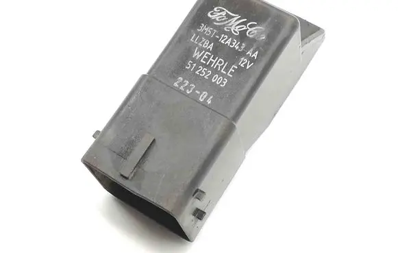 Mazda 3 I Glow plug pre-heat relay 3M5T12A343AA