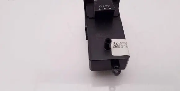 Honda Civic Electric window control switch 83590SZGE110UHS 256352 12042006