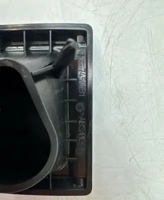 BMW 3 G20 G21 Parcel shelf load cover mount bracket 7450731