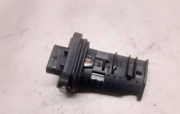 BMW 1 F20 F21 Mass air flow meter 0281006092 02894739 8506408