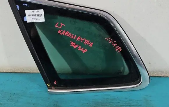 Skoda Karoq Rear side window IMPRK1451184
