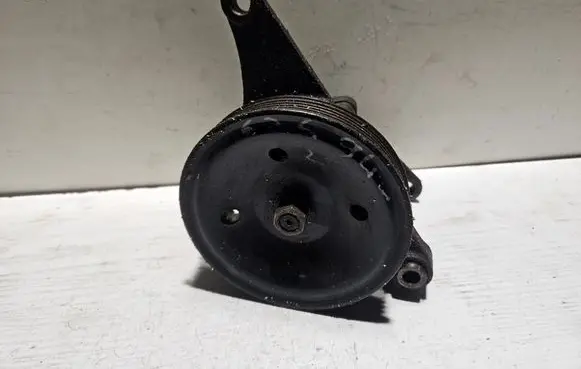 Mazda 626 Power steering pump GA2A32650D 2Z053190