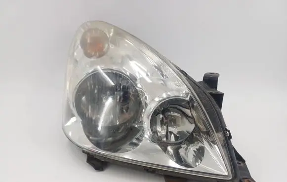 Toyota Corolla Verso AR10 Headlight/headlamp