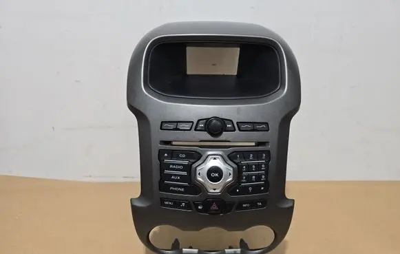 Ford Ranger Radio/CD/DVD/GPS head unit 2P912501023A