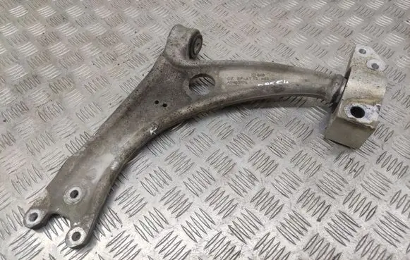 Volkswagen PASSAT CC Front lower control arm/wishbone