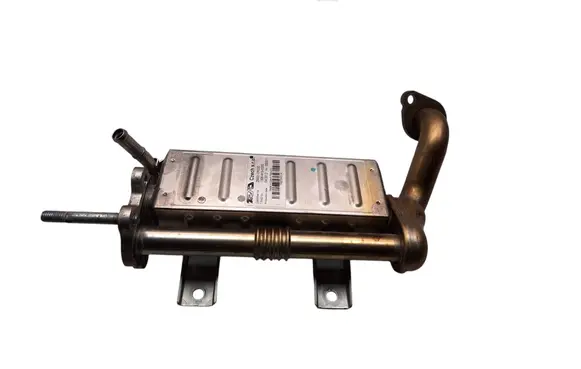Toyota Avensis T270 EGR valve cooler 256010R020 13064130000 000511