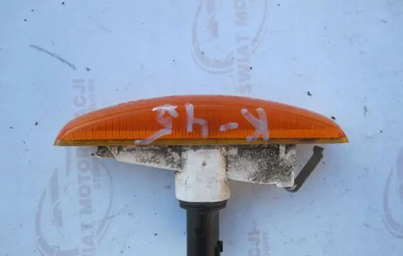 Land Rover Discovery 3 - LR3 Front fender indicator light XGB000072