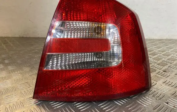 Skoda Octavia Mk2 (1Z) Rear/tail lights 1Z5945096A 1Z5945112A VP84HX13404AC