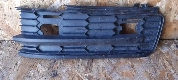 Skoda Kodiaq Front bumper lower grill 565807368