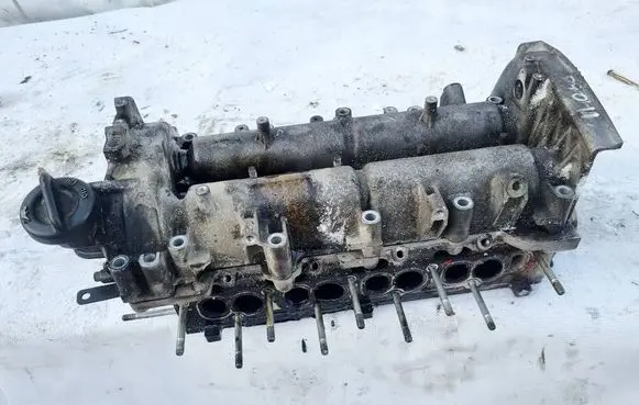 Opel Insignia A Engine head 55571949
