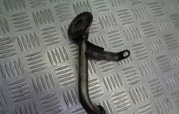 Hyundai i30 Oil sump strainer pipe 