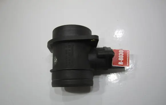 Audi A3 S3 8L Mass air flow meter 06A906461A 0280218002
