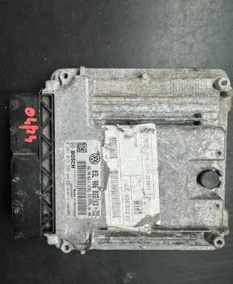 Volkswagen Scirocco Engine control unit/module 03L906022KD 03L906022G 0281015335