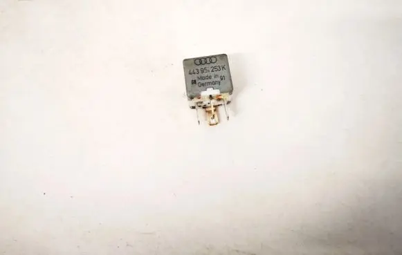 Audi 80 90 B3 Other relay 443951253k