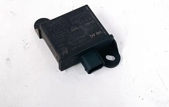 Volkswagen Touareg II Tire pressure control unit 7PP907283 BEB018