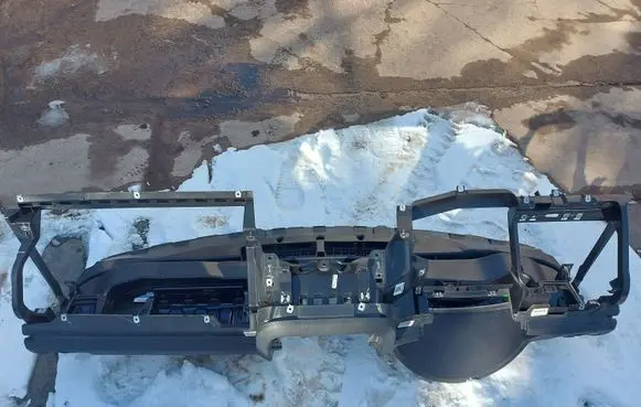 Volkswagen Golf V Dashboard