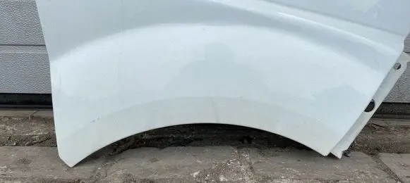 Opel Vivaro Fender
