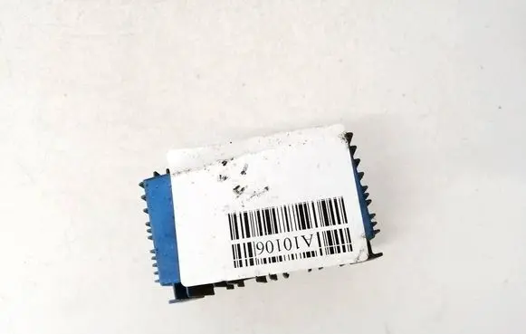 Opel Corsa D Glow plug pre-heat relay 55557760 51299044