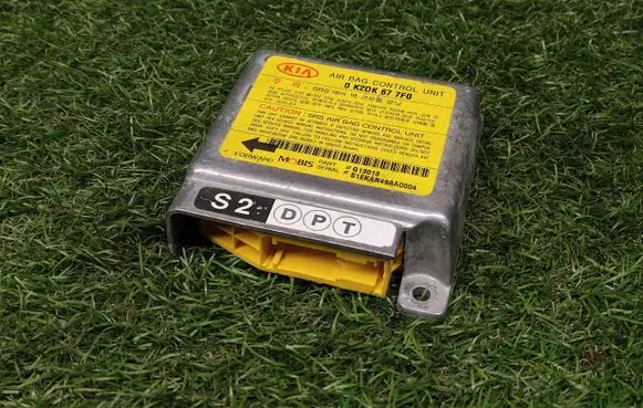 KIA Shuma Airbag control unit/module 0K2DK677F0