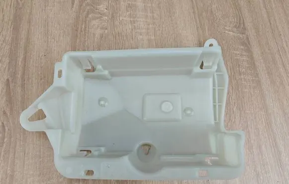 BMW 8 G16 Engine mount bracket 6816399
