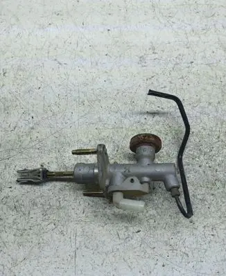 Nissan Almera Tino Clutch master cylinder