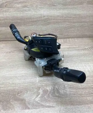 Mazda MPV II LW Wiper turn signal indicator stalk/switch 17E184LE55 153769LH 17C514