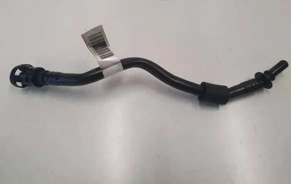 BMW 5 G30 G31 Vacuum line/pipe/hose 8605130