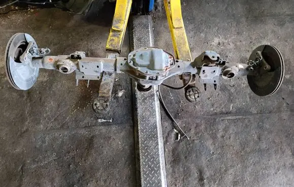 Dodge RAM Rear axle beam with reductor 68270329AE 3.21