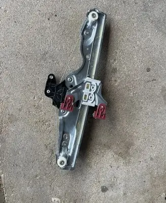 Nissan Qashqai Front door window regulator with motor 807506UA1B 807006UA1B