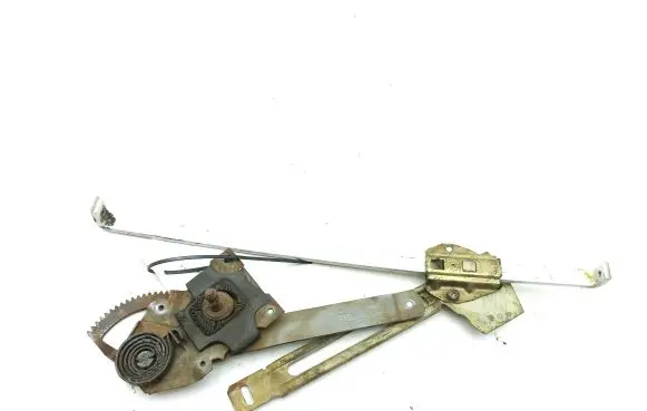 Rear door manual window regulator