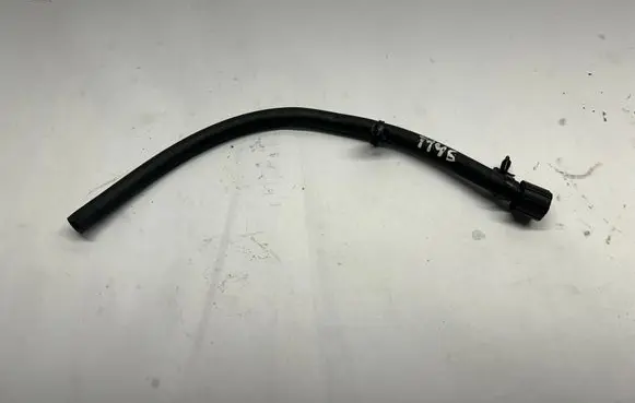 Chevrolet Camaro Breather hose/pipe 24267278