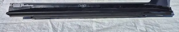 BMW i4 Sill 7490700