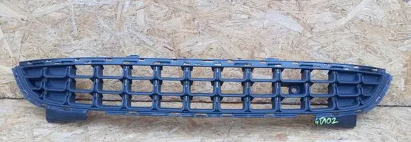 Opel Corsa D Front bumper lower grill 13389555