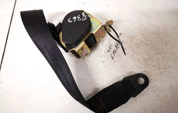 Peugeot 607 Rear seatbelt c506452ac54