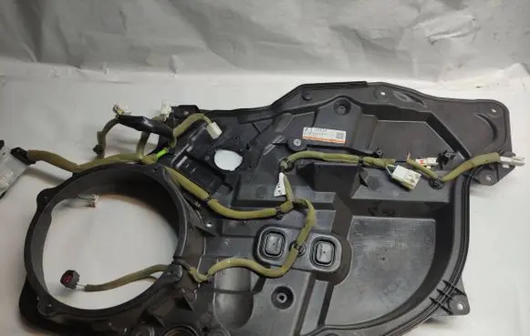 Mazda CX-7 Front window lifting mechanism without motor EG215897X