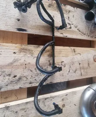 Dacia Sandero Fuel line/pipe/hose 