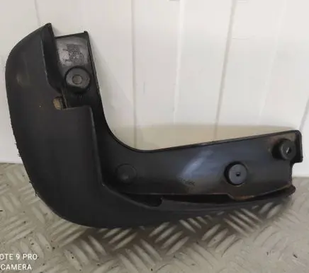 Opel Astra J Front mudguard 13412730