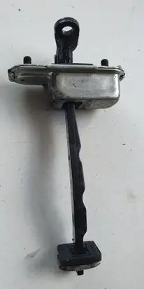 Hyundai ix35 Front door check strap stopper
