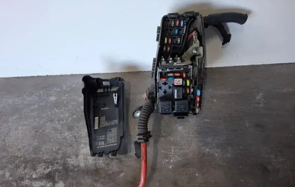 Volvo XC70 Fuse box set 6G9T14A076