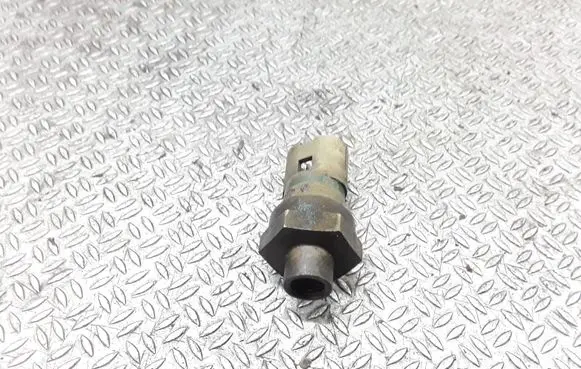 Renault Clio II Oil pressure sensor 7700413763