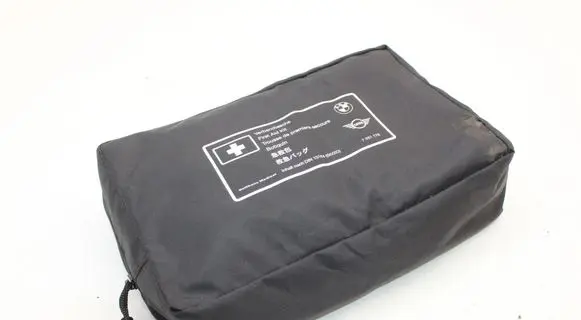 BMW 4 G22 G23 G24 G26 First aid kit 7261178